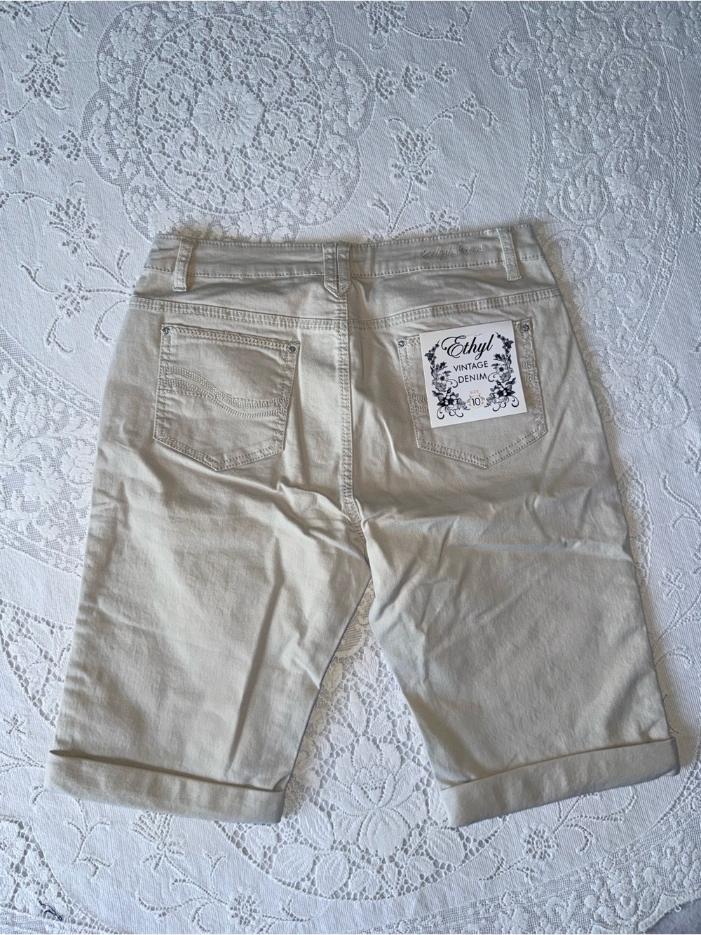 NWT Ethyl Vintage Denim Khaki Bermuda Shorts Size 10 Bling Pocket